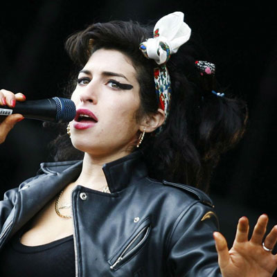 Amy singing