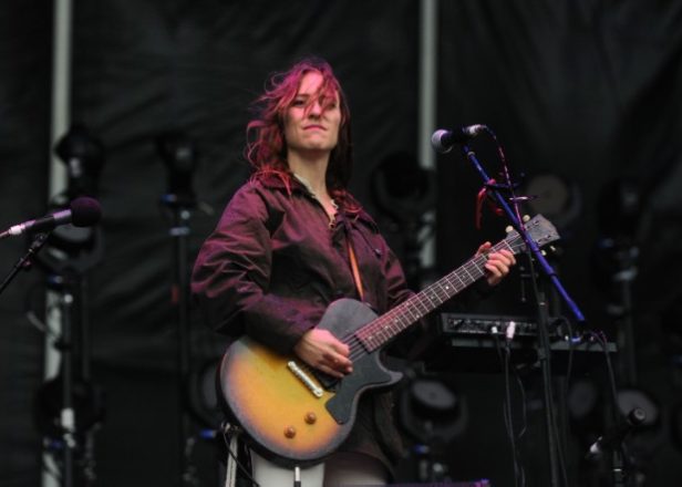 feist on stage